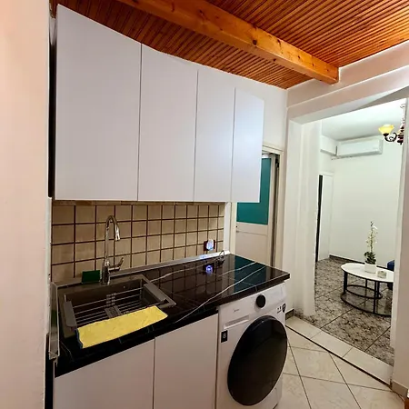 Door House Holiday home Vlore